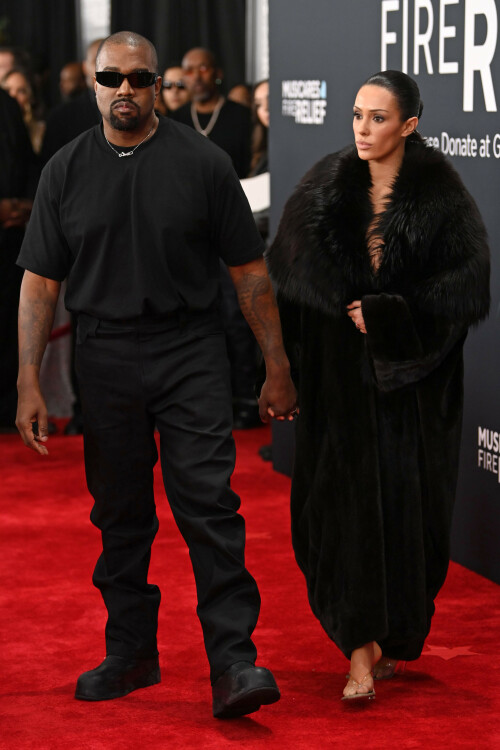 BiancaCensori_KanyeWest_2025GrammyAwards_65953ae76af53670f1.jpeg
