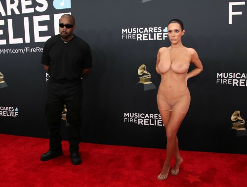BiancaCensori_KanyeWest_2025GrammyAwards_767b68aef9b6b53a08.jpeg