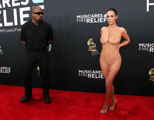 BiancaCensori_KanyeWest_2025GrammyAwards_77ac90f90dfd553f5c.jpeg