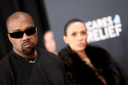 BiancaCensori_KanyeWest_2025GrammyAwards_78e57f80696f628e27.jpeg