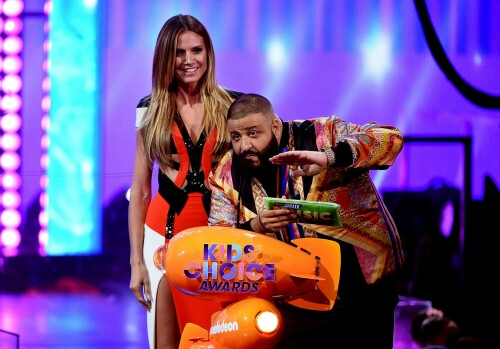 HeidiKlum_2017KCA_HQPicsSpace_2758f14d507e75ba63