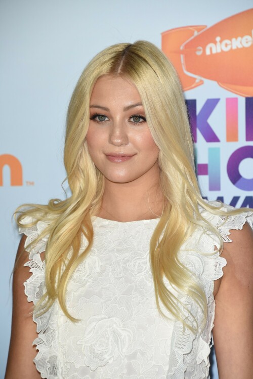 AvaSambora_2017KCA_HQPicsSpace_962dd7dad220deaed3.jpeg