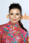 MirandaCosgrove_2017KCA_HQPicsSpace_174a2196917d435d473