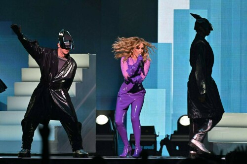 KylieMinogue_TENSIONTOUR_Paris_June292025_10acae133890768aa7.jpeg