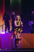 KylieMinogue_TENSIONTOUR_Paris_June292025_40f02500032befd2e