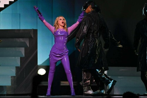 KylieMinogue_TENSIONTOUR_Paris_June292025_61d92c57157c1a41f.jpeg
