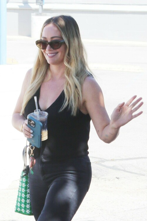 HilaryDuff_July92025_13471c00dc72d058f5.jpeg