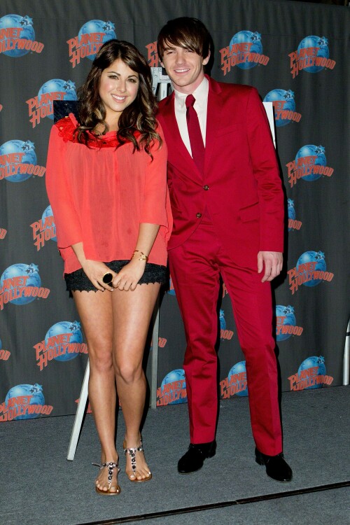 DaniellaMonet_June292011_HQPicsSpace_4675d4b516a5dac48b.jpeg