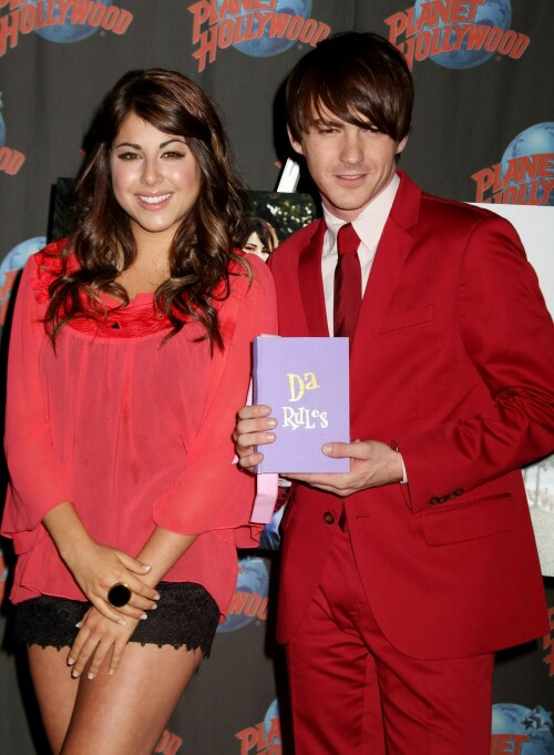DaniellaMonet_June292011_HQPicsSpace_7b7d378a35d995be7.jpeg