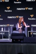 EmmaRoberts_FanaticsFest_June202025_140ef02cb1cd7d396