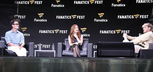 EmmaRoberts_FanaticsFest_June202025_295288ffcdd15d78a1.jpeg