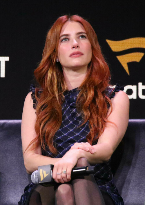 EmmaRoberts_FanaticsFest_June202025_3892a9b354e8d68576.jpeg