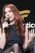 EmmaRoberts_FanaticsFest_June202025_406941d8fbc0441c7d