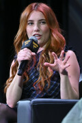 EmmaRoberts_FanaticsFest_June202025_58164fb1662e9fa858