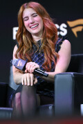 EmmaRoberts_FanaticsFest_June202025_73e7ebde08a4f0c5fb