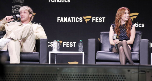 EmmaRoberts_FanaticsFest_June202025_771889823147ec339f.jpeg