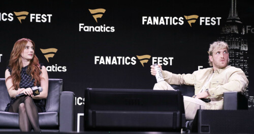 EmmaRoberts_FanaticsFest_June202025_80947f6b6b91fbd539.jpeg