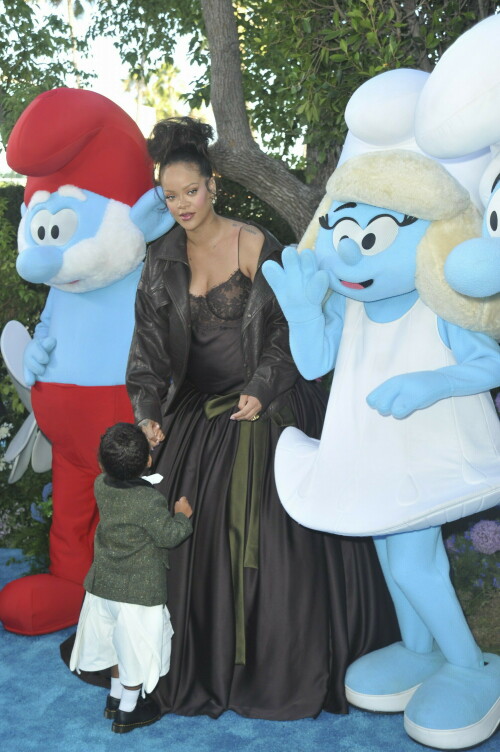 Rihanna_Smurfs_July132025_110da77f54c576d8ed