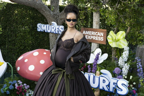 Rihanna_Smurfs_July132025_1262d8f562e401305b1