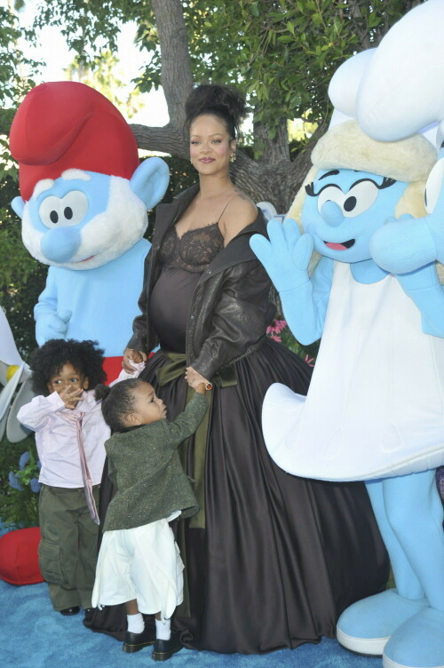 Rihanna_Smurfs_July132025_135755908d2fa6ff55