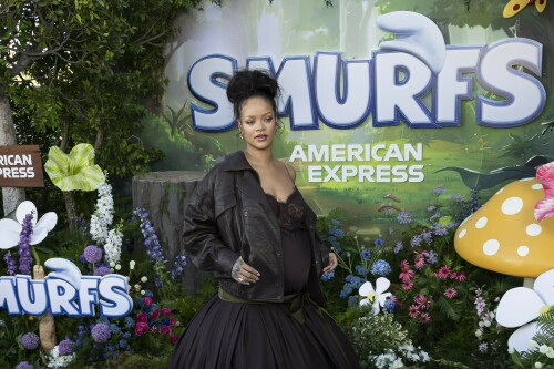 Rihanna_Smurfs_July132025_13656626a5a6e03e4ea