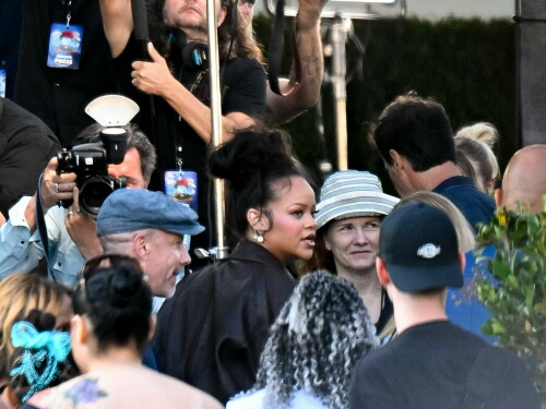 Rihanna_Smurfs_July132025_148c7aa35cbf3b722c2