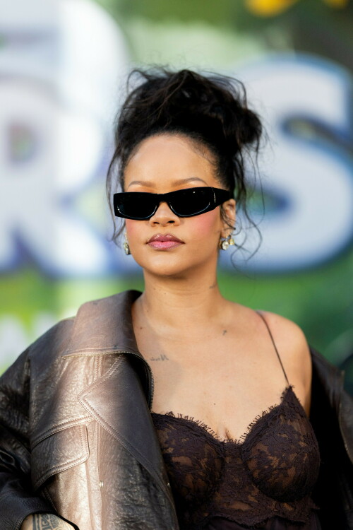 Rihanna_Smurfs_July132025_165ec2bb47343f3b67e