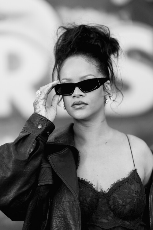 Rihanna_Smurfs_July132025_176b86aaaddc10322b0