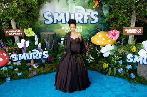 Rihanna_Smurfs_July132025_1904f67bbb41aa3c910