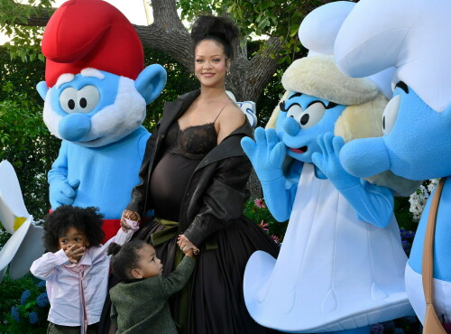 Rihanna_Smurfs_July132025_206e6f98281478b4d46