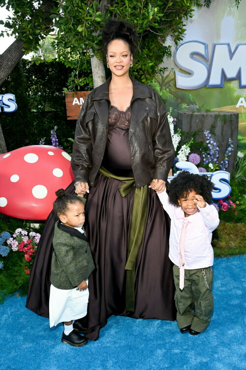 Rihanna_Smurfs_July132025_211903f203e5814cdd