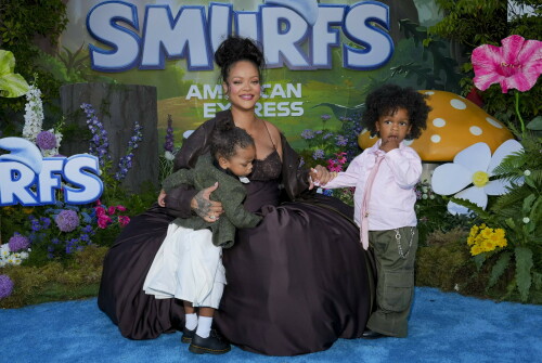 Rihanna_Smurfs_July132025_2132d7902964e926d4d.jpeg