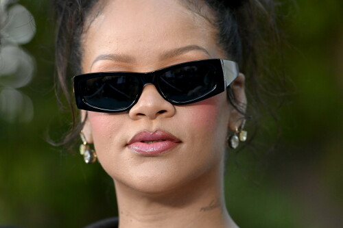 Rihanna_Smurfs_July132025_235183adbc89e237d32