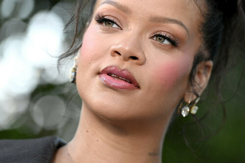 Rihanna_Smurfs_July132025_237fbee6cacd657d5b0