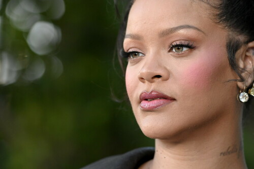 Rihanna_Smurfs_July132025_238018f9b13ab118c10