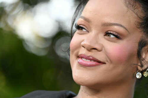 Rihanna_Smurfs_July132025_240402a12815a0dca56