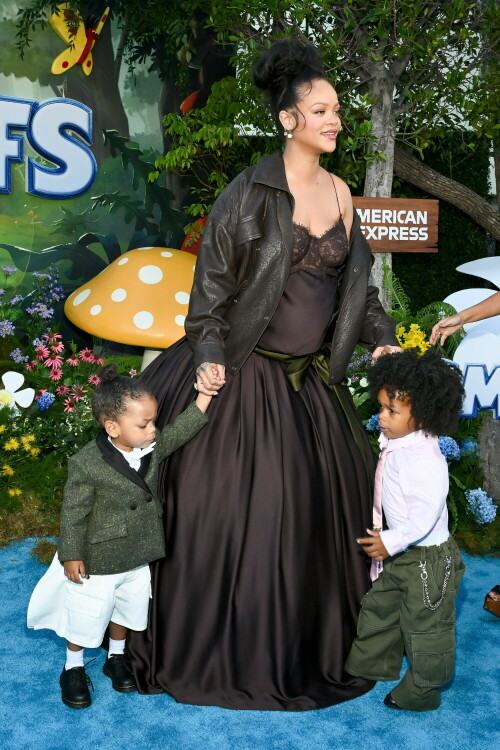 Rihanna_Smurfs_July132025_2465745ed3b9ca4a37