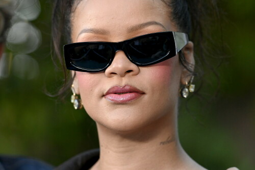Rihanna_Smurfs_July132025_249c2ac399f4acfa878