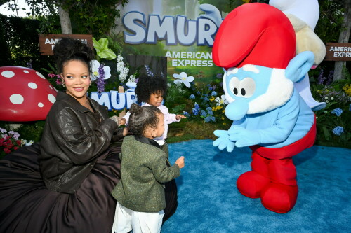 Rihanna_Smurfs_July132025_253705d19871a28375