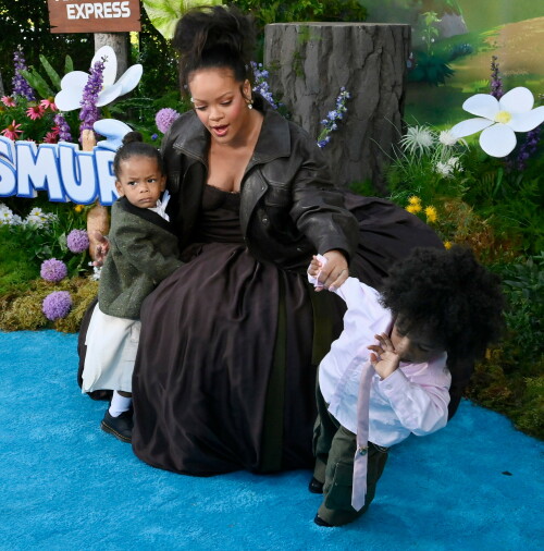 Rihanna_Smurfs_July132025_259e2d717d41346d572