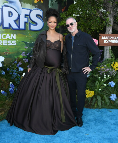 Rihanna_Smurfs_July132025_2602374142bef5ccc00