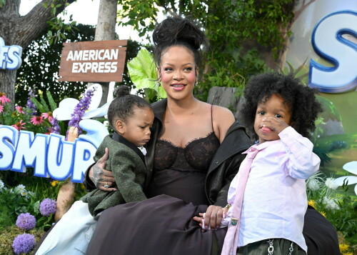 Rihanna_Smurfs_July132025_286aa97393c708a2c9d