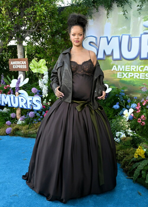 Rihanna_Smurfs_July132025_288685429c6d18114a1