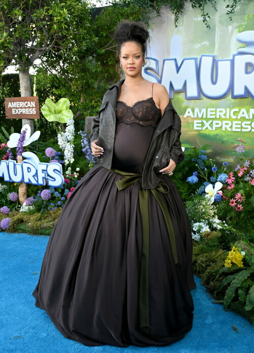 Rihanna_Smurfs_July132025_293babf01acac206341