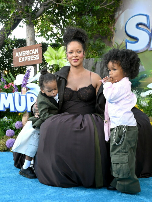 Rihanna_Smurfs_July132025_3354ff62317e47d9e99