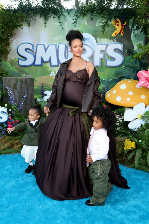 Rihanna_Smurfs_July132025_336cda6a0b85e63819b
