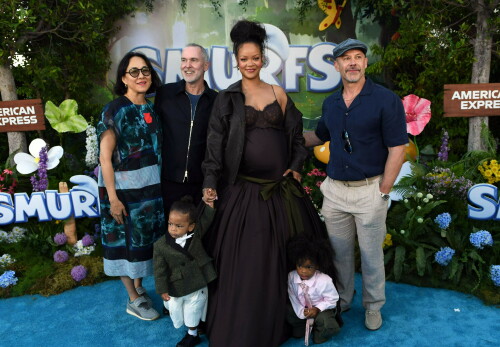 Rihanna_Smurfs_July132025_33785159b85635f1c17