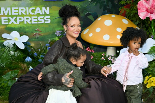 Rihanna_Smurfs_July132025_34574e5785cf94cc6d