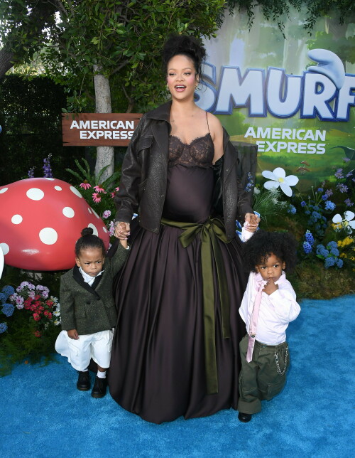 Rihanna_Smurfs_July132025_346d70442d37e61a043