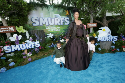 Rihanna_Smurfs_July132025_365172ee097f481622e